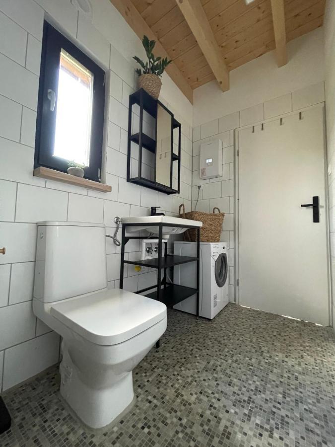 Domek Pod Stromcem Czernica  Extérieur photo